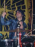 Adam Bomb 02 Hans Clijnk_thumb