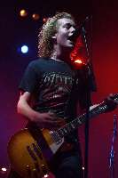 Black-Bone-03-Hans-Clijnk_thumb