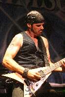 Crimson Glory 09 Hans Clijnk_thumb