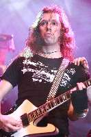 Dragonforce 02 Hans Clijnk_thumb