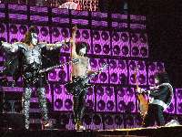 Kiss 01 Hans Clijnk_thumb