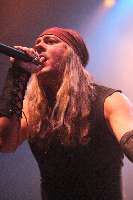 Skid-Row-Hans-Clijnk-04_thumb