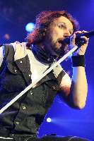 Sonata-Arctica-04-Hans-Clijnk_thumb